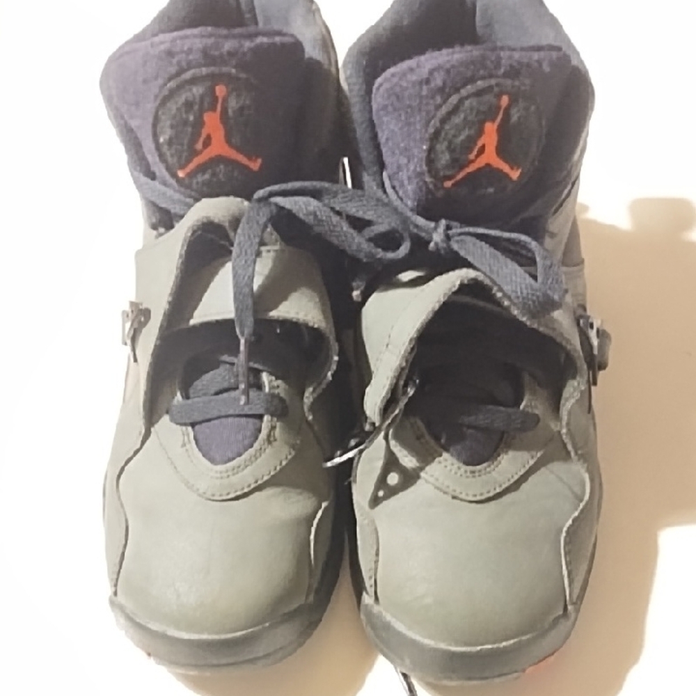 Jordan Kids Black and Dark Gray Sneakers
